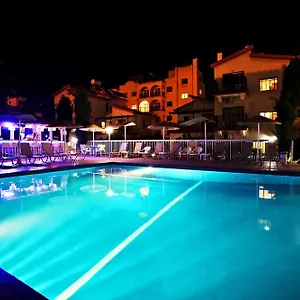 3* Aparthotel Windmills