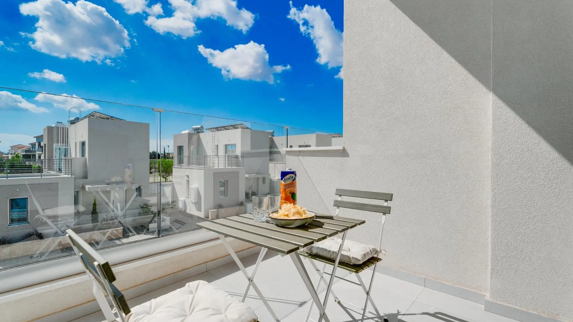 New 2Br Townhouse In Luxury Resort Pool & Beach Protaras Lejlighed